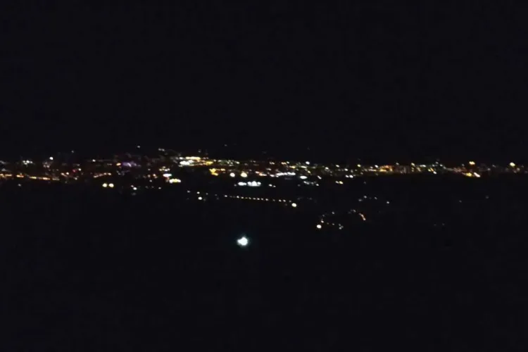 O stradă din Cluj-Napoca, în beznă TOTALĂ de o săptămână! Localnicii sunt disperați și cer ajutorul autorităților: „Cine remediază această problemă?”