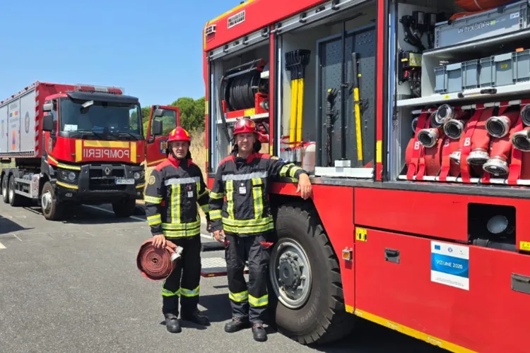 Clujeni în linia întâi în Franța: Doi pompieri clujeni participă la o misiune internațională pentru stingerea incendiilor de pădure