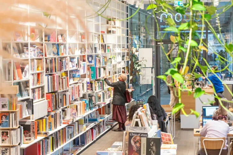 Clujul va avea cea mai mare librărie din România, pe două etaje. Care este celebrul brand ce va revoluționa piața de educație, într-un mall din Cluj