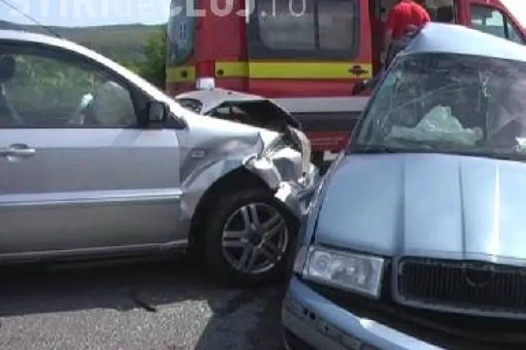 Accident la Livada, soldat cu doi raniti VIDEO