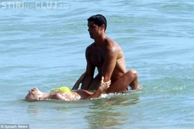 Cristiano Ronaldo si Irina Shayk se joaca precum indragostitii pe plaja FOTO