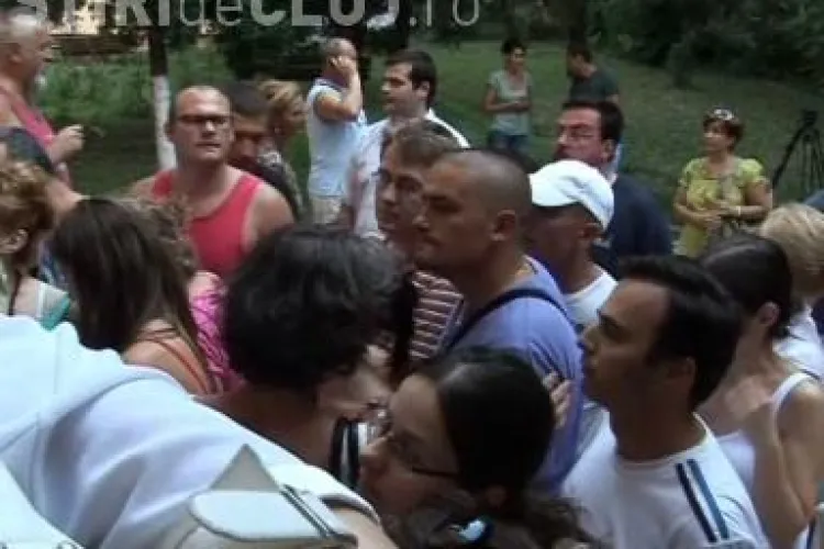 TITULARIZARE CLUJ 2011: Vezi reactia profesorilor care au luat 4 sau 9 VIDEO