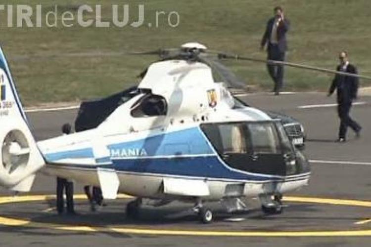 Premierul Emil Boc si-a plimbat fiica si nepotul cu elicopterul SRI - VIDEO