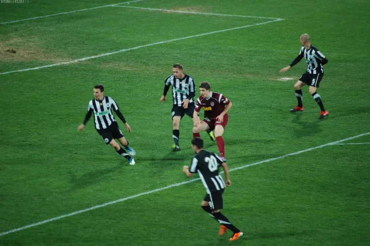 Vezi programul complet al turului Ligii I! CFR Cluj - Universitatea Cluj se joaca in 19 noiembrie