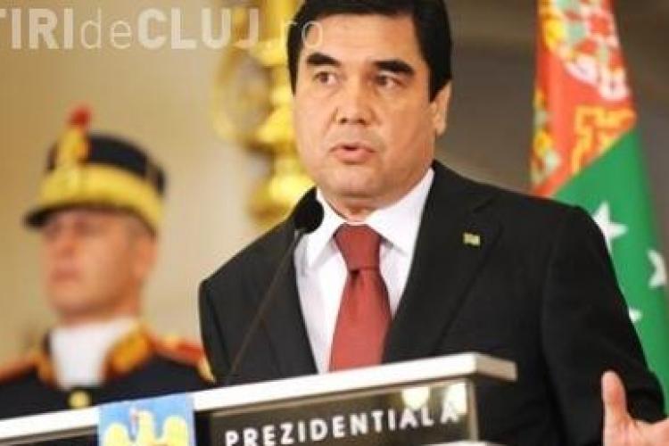 Directorii serviciilor de stat din Turkmenistan, trimisi cu forta in concediu in statiuni balneare