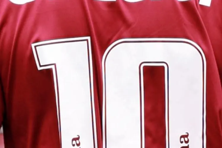 CFR Cluj si-a prezentat echipamentul pentru sezonul 2011-2012 - GALERIE FOTO