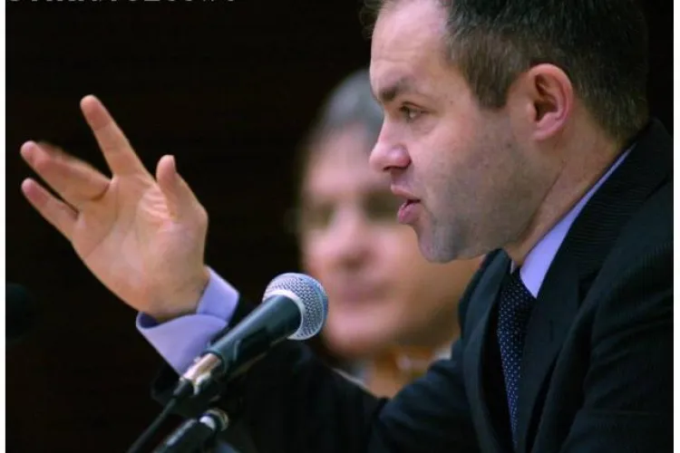 Funeriu si-a dat BAC -ul in strainatate! Vezi ce note a luat