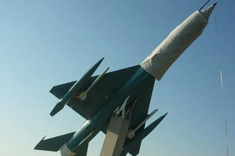 MIG -ul 21 Lancer, amplasat la intrare in Campia Turzii, a fost inaugurat FOTO