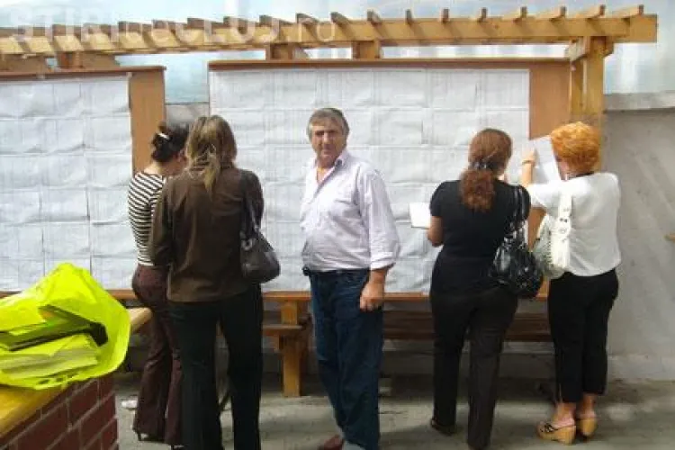 REZULTATE TITULARIZARE 2011: 70% dintre profesori au picat examenul la nivel national