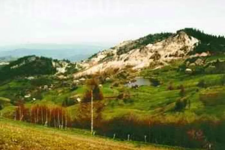 Proiectul Rosia Montana beneficiaza de sprijinul "ilegal" al ministrului Culturii, Kelemen Hunor: Vor sa rada un munte VIDEO