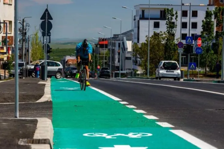 Clujenii acuză erori serioase de proiectare la Cluj-Napoca: „Șoferii riscă accidente grave. Se panichează” 