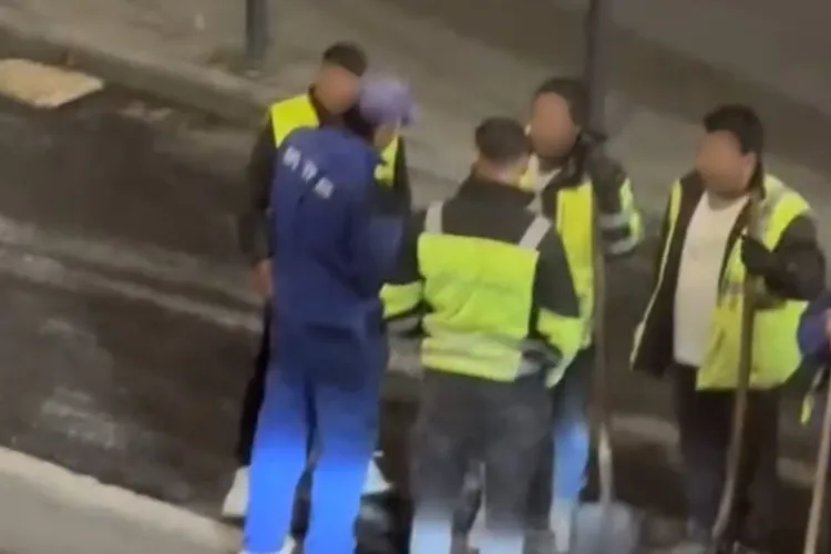 Un clujean „justițiar” a filmat muncitorii care lucrau noaptea, dar internauții l-au pus la colț: „Sunteți de o inteligență uimitoare” VIDEO