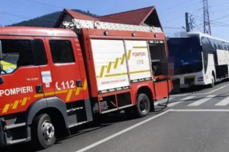 Autocarul care a luat foc aseară pe centura Vâlcele-Apahida era plin de festivalieri ce mergeau la Electric Castle, la Bonțida: „Am tras o spaimă”