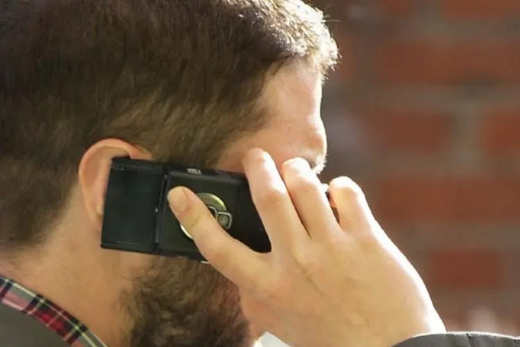 De ce le-a închis telefonul în nas „procurorilor” de la DNA un activist civic clujean, după 2 minute:„Permiteți-mi să justific de ce v-am băgat în origini”