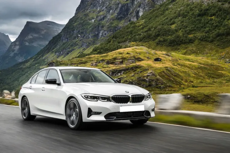 Povestea cu suspans a unui șofer de 26 de ani care a „zburat” pe drum: Cu ce viteză INCREDIBILĂ a fost prins de radar și ce spun polițiștii