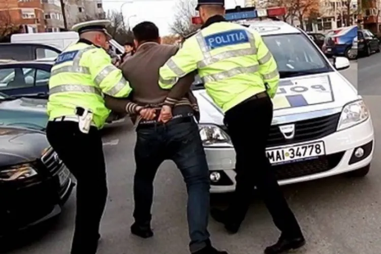 Nu are permis, dar conducea, băut, un Mercedes prin Cluj-Napoca. Cum de a ajuns direct la pușcărie