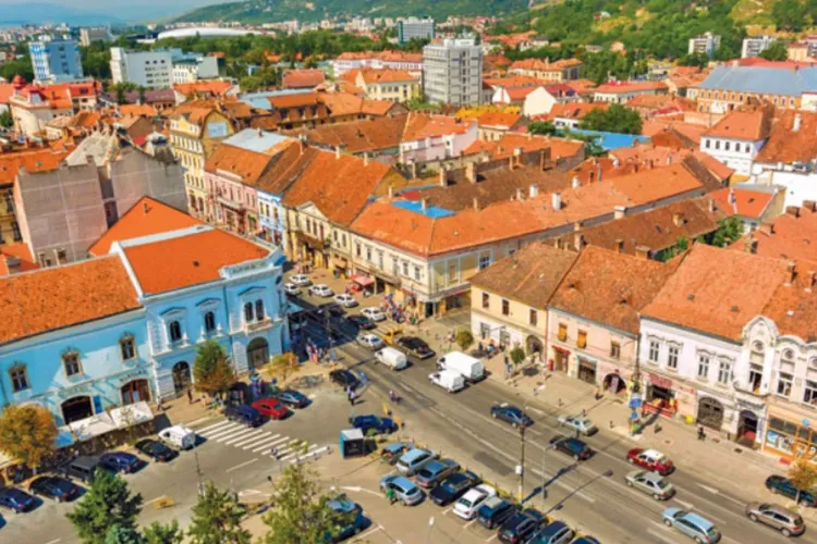 Taxa care-i poate băga în faliment pe clujeni. Pentru un apartament de 200.000 de euro vom plăti 1.000 de euro pe an