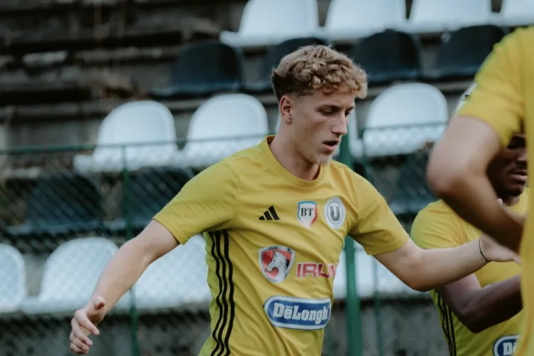 Revenire neașteptată la „U” Cluj! Tânărul fundaș Alin Chinteș e din nou pe gazon, deși trebuia să lipsească șase săptămâni