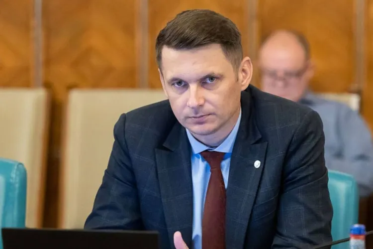 Pensiile speciale sunt pe lista neagră a lui Ilie Bolojan. Dezvăluirea făcută de un important liberal clujean: „Va veni pachetul doi de măsuri”