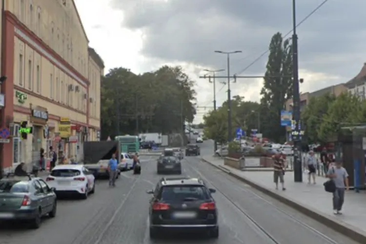 Revoltă în traficul din Cluj! Zona gării, sufocată de haos: „Claxoane, frâne bruște și nervi întinși la maximum!”