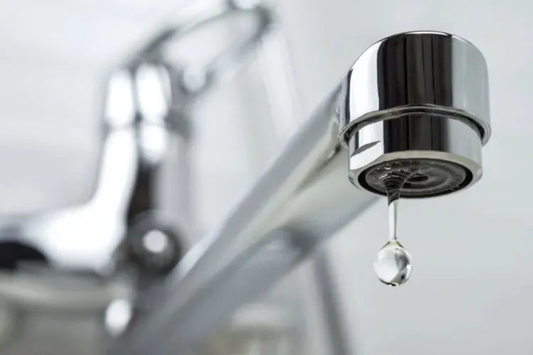 O nouă avarie majoră la rețeaua de apă potabilă în Cluj-Napoca. Lista străzilor afectate: „Ne cerem scuze”