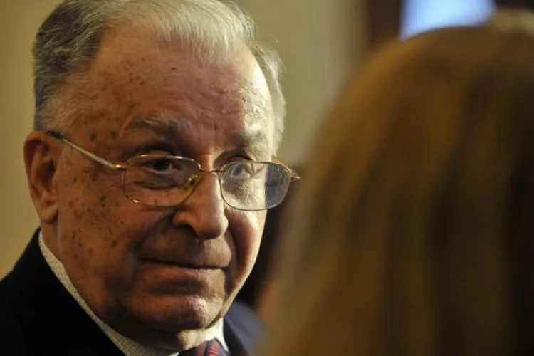 Clipe de coșmar pentru Ion Iliescu! Mesajul medicilor despre starea de sănătate a fostului președinte 