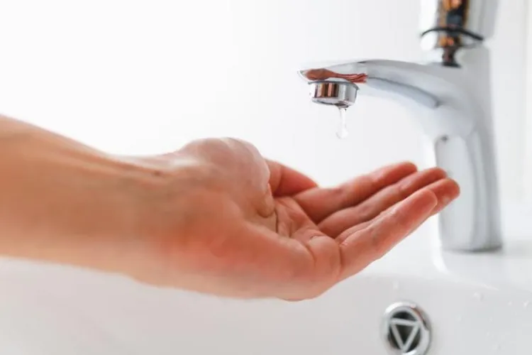 Pană majoră la rețeaua de apă în Cluj-Napoca! Ce străzi rămân fără apă și cât durează intervenția. Faceți rezerve