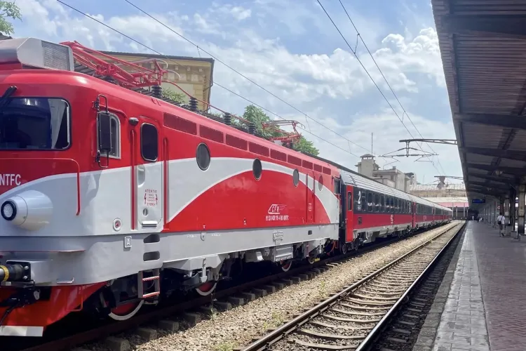 Lovitură pentru călătorii CFR: Biletele de tren mai scumpe cu până la 4,5 lei! Cine majorează tarifele și de când intră în vigoare schimbarea