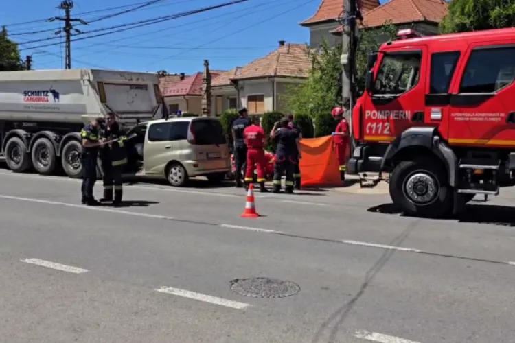 Cluj: Accident grav pe centura Vâlcele-Apahida! Două persoane încarcerate, pompierii intervin de urgență