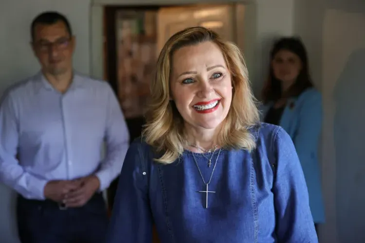 Elena Lasconi, fosta candidată la prezidențiale, a ajuns de urgență la un spital din Cluj! A intrat direct în sala de operație