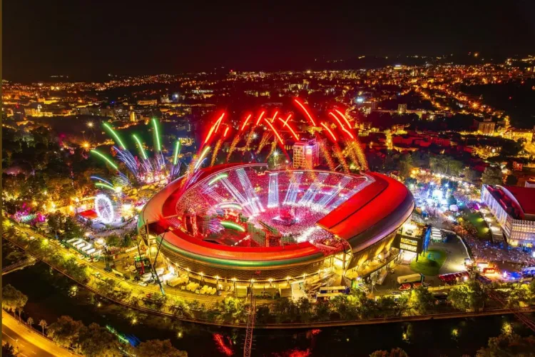 Clujul pe jar! Anunțul ce a stârnit speculații în oraș: „Ultimul UNTOLD la Cluj… The end of a decade, the beginning of a new era!” Răspunsul, mâine!