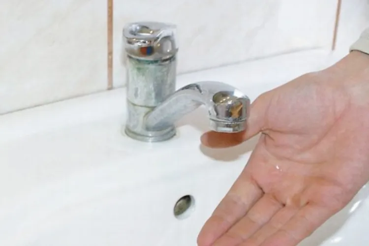 Încă o avarie la rețeaua de apă potabilă din Cluj-Napoca. Mii de oameni rămân temporar fără apă, vezi lista cu străzile afectate