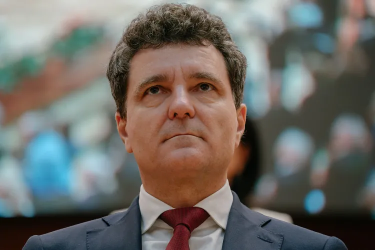 Scandal uriaș în Guvern! Nicușor Dan, despre cazul Anastasiu: „E o problemă mare”. Care sunt acuzațiile planează asupra vicepremierului