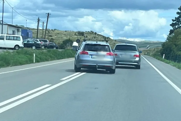 Cluj: Un șofer a făcut o depășire la milimetru și putea produce un accident grav: „Copilul meu a început să plângă de frică!”