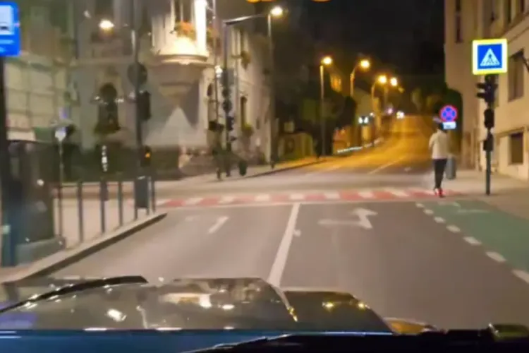 Un Mercedes tunat să sune ca o drujbă circulă noaptea prin Cluj-Napoca : „Câte înjurături mi-am luat oare?” se laudă șoferul
