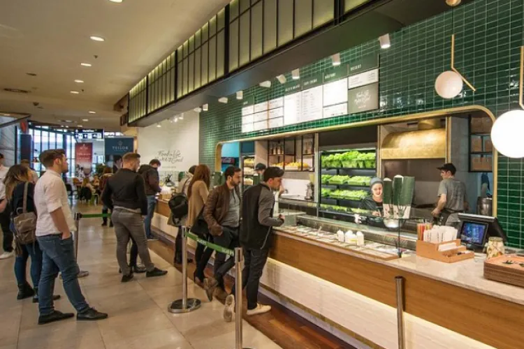 Un lanț de restaurante celebru din Cluj, cu ambiții globale, anunță insolvența: „Negociem să vindem jumătate”. Este a  treia insolvență, la rând, pe piață