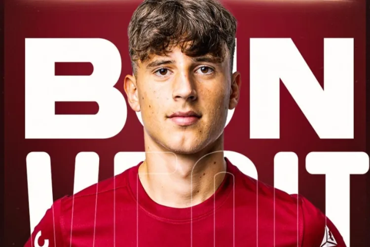 Un nou vișiniu pe harta talentelor românești: Un tânăr de doar 18 ani, crescut în Italia, vine la CFR Cluj direct din academia Veneziei