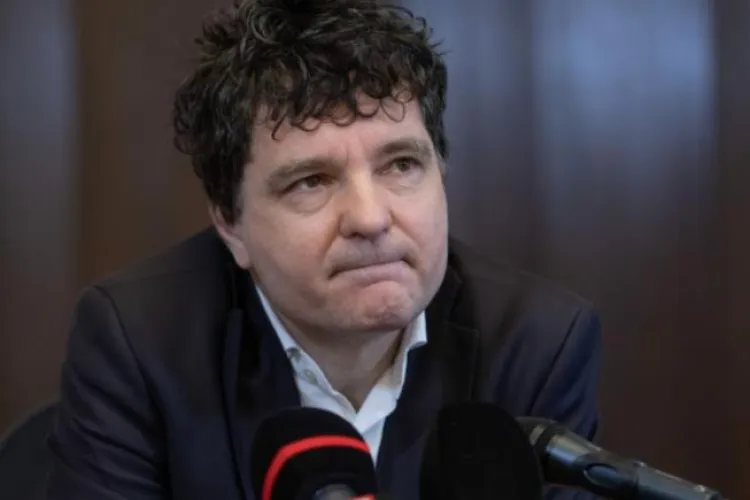 Un fost candidat la prezidențiale îl face praf pe Nicușor Dan, după ce nu a participat la funeraliile lui Ion Iliescu: „Stă ascuns în birou” 