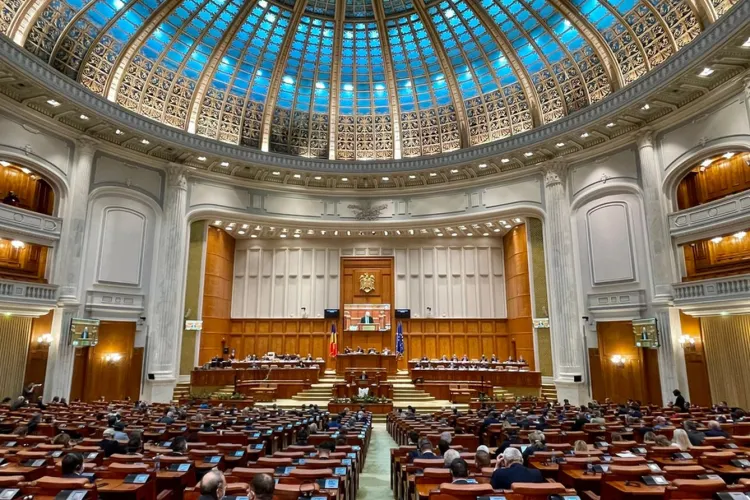 Partidul care forțează alegeri anticipate în România. „Românii au votat un lucru și s-au trezit cu altceva”. Ce șanse există pentru un astfel de scenariu?