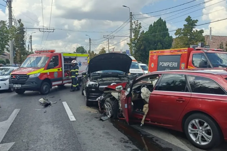 Cum s-a produs carambolul din apropierea aeroportului Cluj: Un tânăr de 23 de ani a intrat pe contrasens și a provoact o coliziune între cinci mașini