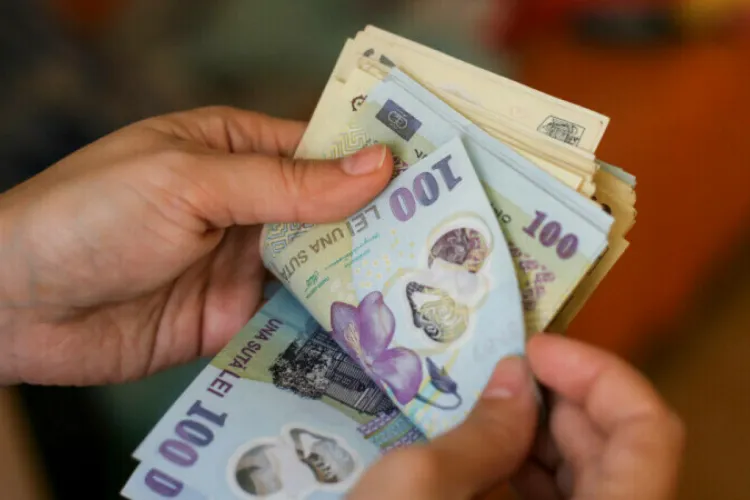 Salariile românilor cresc la început de vară: Câștigul mediu net urcă la 5.539 lei, iar IT-ul rămâne pe podiumul celor mai bine plătiți