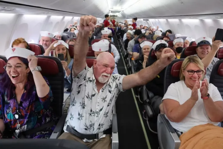 De ce aplaudă oamenii după aterizare? Explicația uimitoare care i-a surprins pe toți