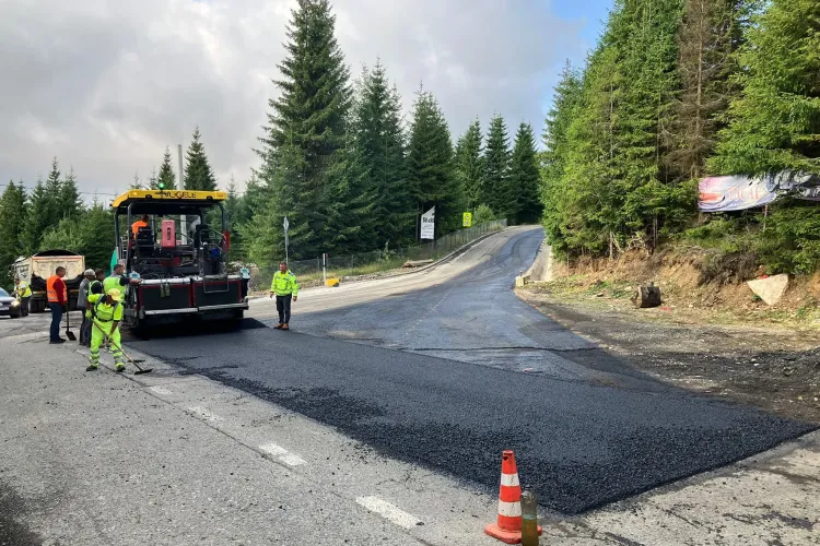 Clujenii vor ajunge mai repede la schi: Se asfaltează drumul spre Buscat și Muntele Băișorii, modernizări pe 3,5 km FOTO