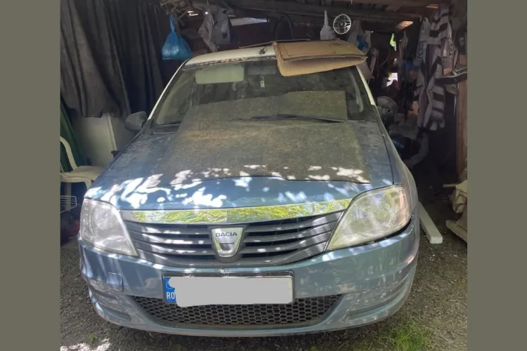 Mii de clujeni fac mișto de ANAF Cluj! A scos la licitație la un preț fabulos un Logan, forjat ca taxi: „E doar o husă de Logan, nu? Sigur sub e Mercedes”