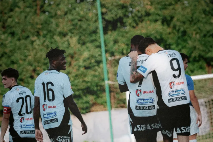 Sabău experimentează în amical: tineri și reveniți joacă, iar “U” Cluj se impune 2-0 în fața Unirii Dej VIDEO