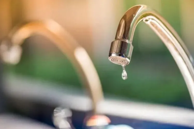 Zi grea pentru clujeni și locuitorii din împrejurimi: Mai multe cartiere și sate rămân astăzi fără apă. Vezi ce zone sunt afectate