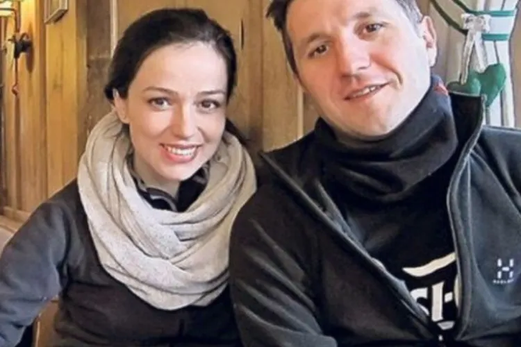 Andi Moisescu ar fi divorțat de Olivia Ster după 22 de ani de căsnicie. Cei doi au împreună doi băieți