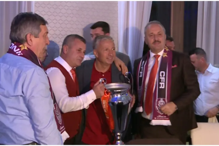 Vasile Dîncu nu își pierde încrederea în CFR Cluj după acest început dezastruos de sezon: „După cea mai neagră noapte, răsăritul pare mai luminos”