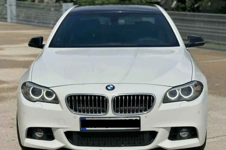 Un clujean care s-a crezut șmecher a fost prins la volanul unui bolid de lux furat din Italia. S-a dat de gol în cel mai stupid mod: A rămas fără mașină!