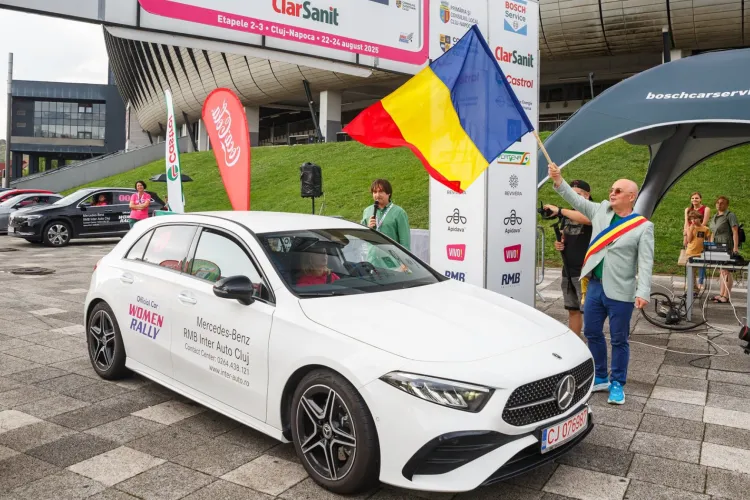 VIDEO. Adrenalină maximă în familia Boc: Oana Boc „turează” motoare la raliu la Cluj! Primarul Emil Boc, mare susținător al soției, a dat chiar el startul